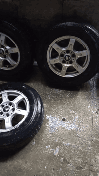 للبيع مكاني غزالية شارع الضغط تخم ويل كب وتاير فتون نضافة ***********
