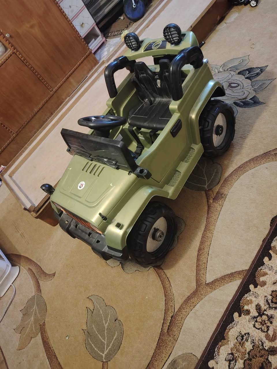 سياره أطفال عل شحن شغاله عايزه شاحنه سعر 65 مكاني نجف شراي خاص او تصل برقم *********** عل خط
