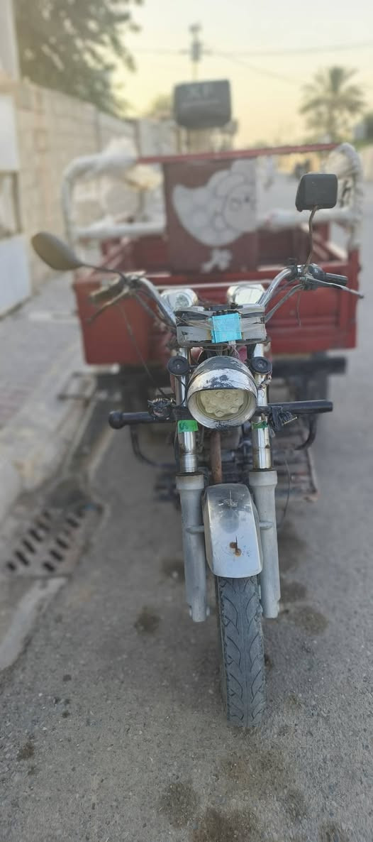 من بعد السلام ستوته للبيع موديل 16 انطيها بشرط نثيه كاعده وراهمه تجي تفحص وتمشي والشراي يدخل خاص او يتصل ***********
