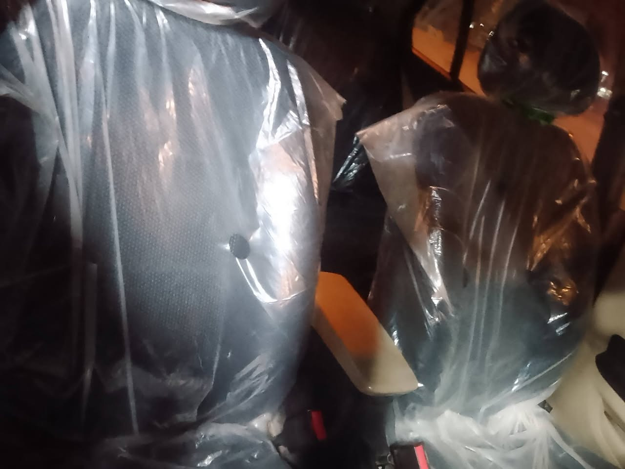 سلام عليكم شباب سياره البيع سمند موديل 18كفاله عامة مكينه وكشر من عدة نمرة 3 مطشرة ودسه البانزين عطلانه فقط مكفوله كشر مكينه كهربايات. كفاله عامة *********** السعر 55 ورقه بيها مجال بصيط سونارها موجود كفاله
