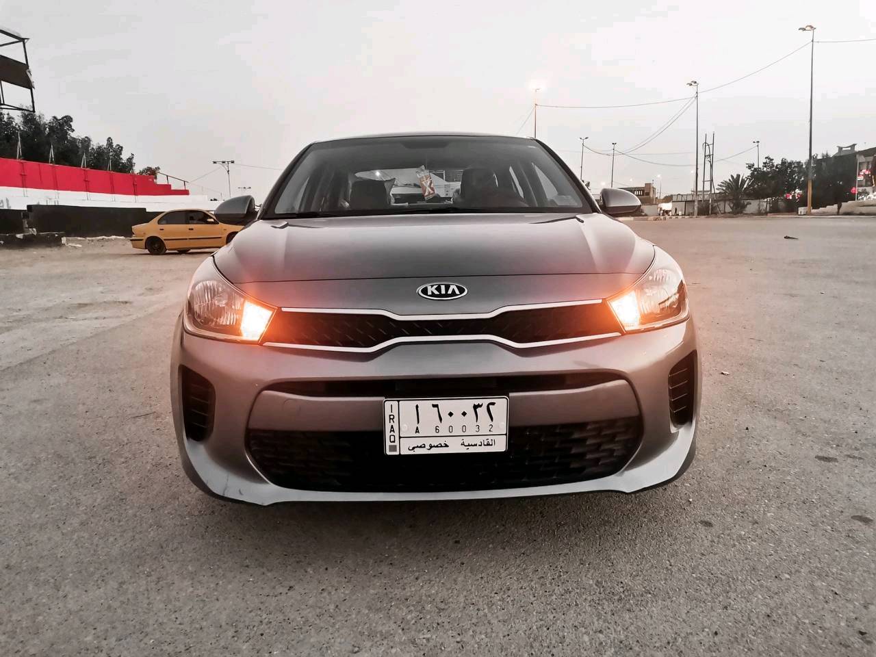 
ما هو الموديل والسنة للسيارة؟: 
2019 
ما هو عدد الأميال المقطوعة بالسيارة؟: 
76 الف ميل
هل هناك أي أضرار أو حوادث سابقة؟: 
تبديل جاملغ نفس راجع بدون ايرباك حادث جانبي
ما هو السعر المطلوب؟: 
105 ورقه
ما هو موقعك الحالي لإتمام عملية البيع أو المعاينة؟: 
الديوانية 