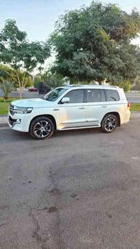 لاندكروز موديل 2021 ساز أصلي مكفوله كفاله عامه ع وضع الشركه 6 بستم ماش...