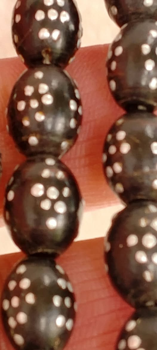 رمضان كريم عليكم الشهر وتقبل الله صيامكم وطاعاتكم 🙏
مسبحة يسر حجازي انتيك دق فضة نافر عدد الحبات٣٣حبة وقياس الحبة ١١/٨مل محلاية بفواصل مرجان اصلي وشرابة فضة حلبية 💜💜💜


**إذا كنت صاحب هذا الإعلان وتريد حذفه لأي سبب، رجاءا أرسل رسالة إلى الدعم الفني**