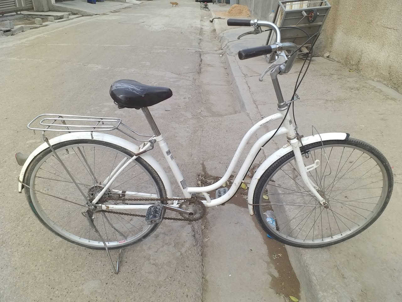 السلام عليكم 
متاح بيسكل حجم ٢٦
كامل ما بي أي نقص السعر ٨٠ الف 
او بي مجال بسيط المكان بغداد الدوره 
رقم الموبايل 📲📱*********** بي واتساب
