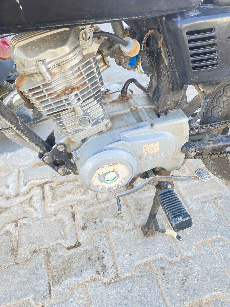 سلام عليكم اربعه كير ارشه مفتوحه مره وحده كلك كلك أدراجه عوزها تفيلس وعوزها شويه ترتيب سعرها 250وبيها مجال مكاني كربلاء الجمعيه قرب سيد السعار ***********
