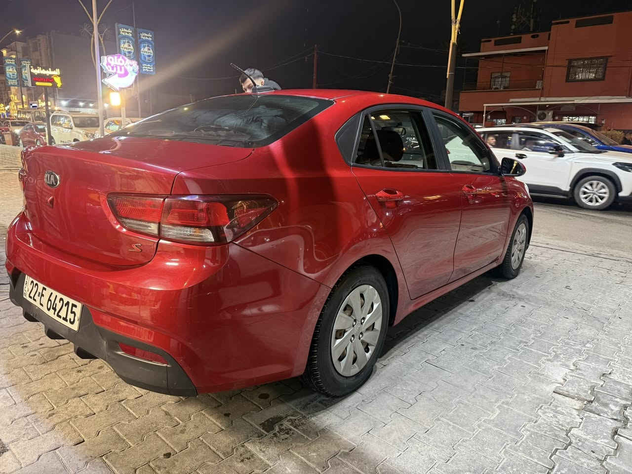 سلام عليكم للبيع كيا ريو ٢٠١٩  رقم اربيل بسمي حادث فقط. دعامية امامية السعر١١٠ وبيها مجال بسيط مكاني بغداد الاعضمية 
***********
