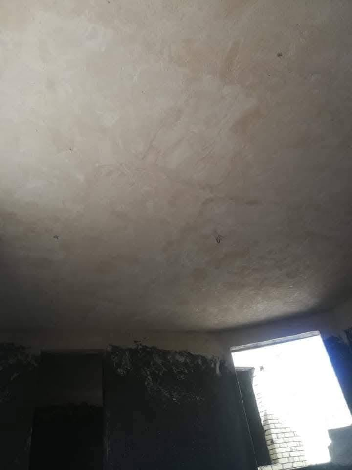لباخ اسمنت وجص ونثر شقل درجه اولى على لمتر
وبل يوميه ومقطوعه رقم ***********
