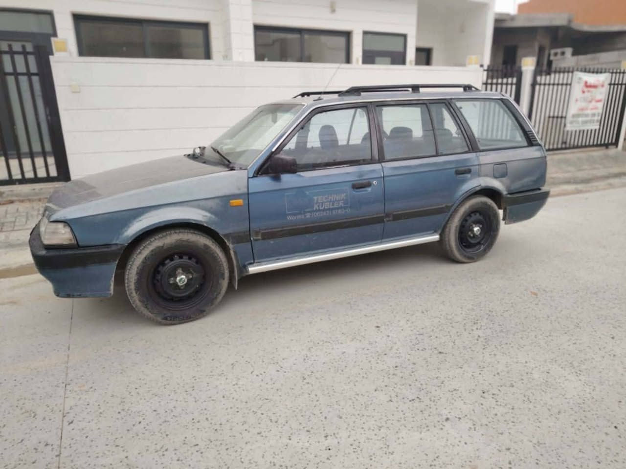 مازدا 323 موديل 91 بدون صبغ محرك 8 وبخ سنويه لحد 27 بيها كوبون بانزين ومشروع وطني سياره حلوه ما ناقصها شي سعر 27 وبي مجال عنوان كركوك 
الرقم:***********
