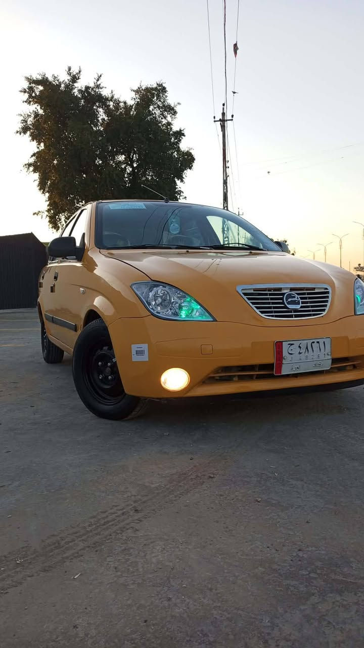 السلام عليكم
طيبه موديل 2015 سيارة بلاديه بيها بس البنيد جارد و مبخوخ حداديه جديده سنويه 27 تبريد شغال شواصيها بلاديه تخم تاير جديد و تخم ويل غرفتها مدوشمه هيئه غرامات مصفره 
العنوان / البلديات
الاستفسار / ***********
