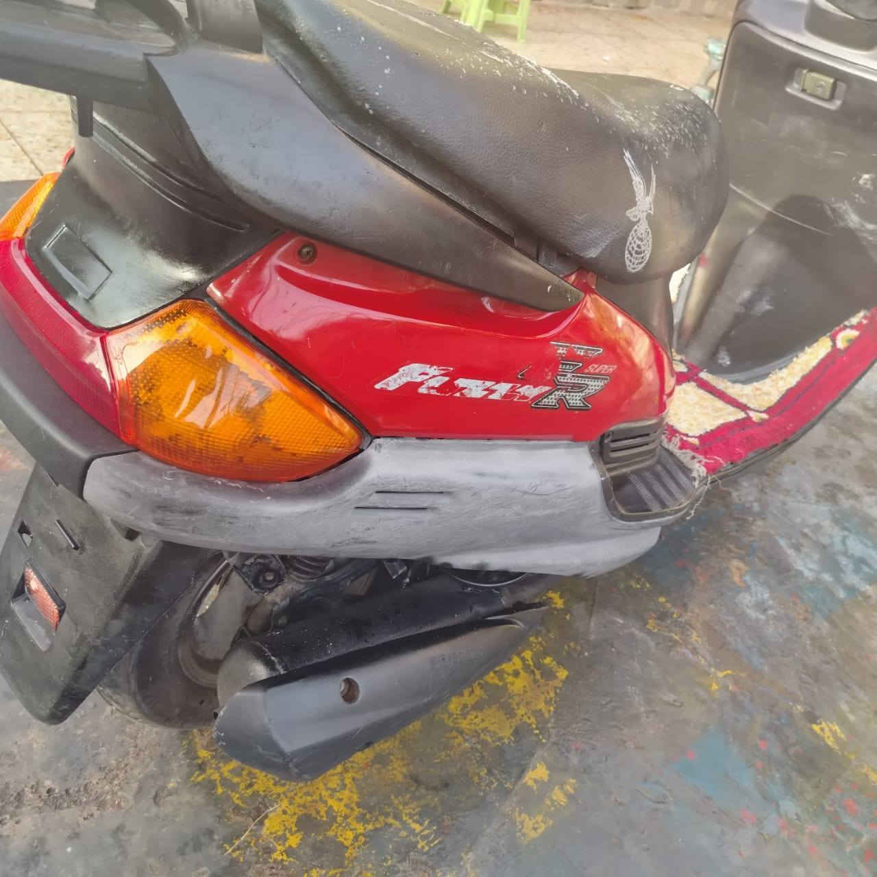 للبيع فضائي كلهه بلاديه اوراق كامله شرط بلاديه مامفتوحه كلهة شغاله مكاني بغداد نهايه حي اور السعر ٥٠٠ وبيهه مجال قليل جيب فيتر وتعال وهذا رقمي ***********
