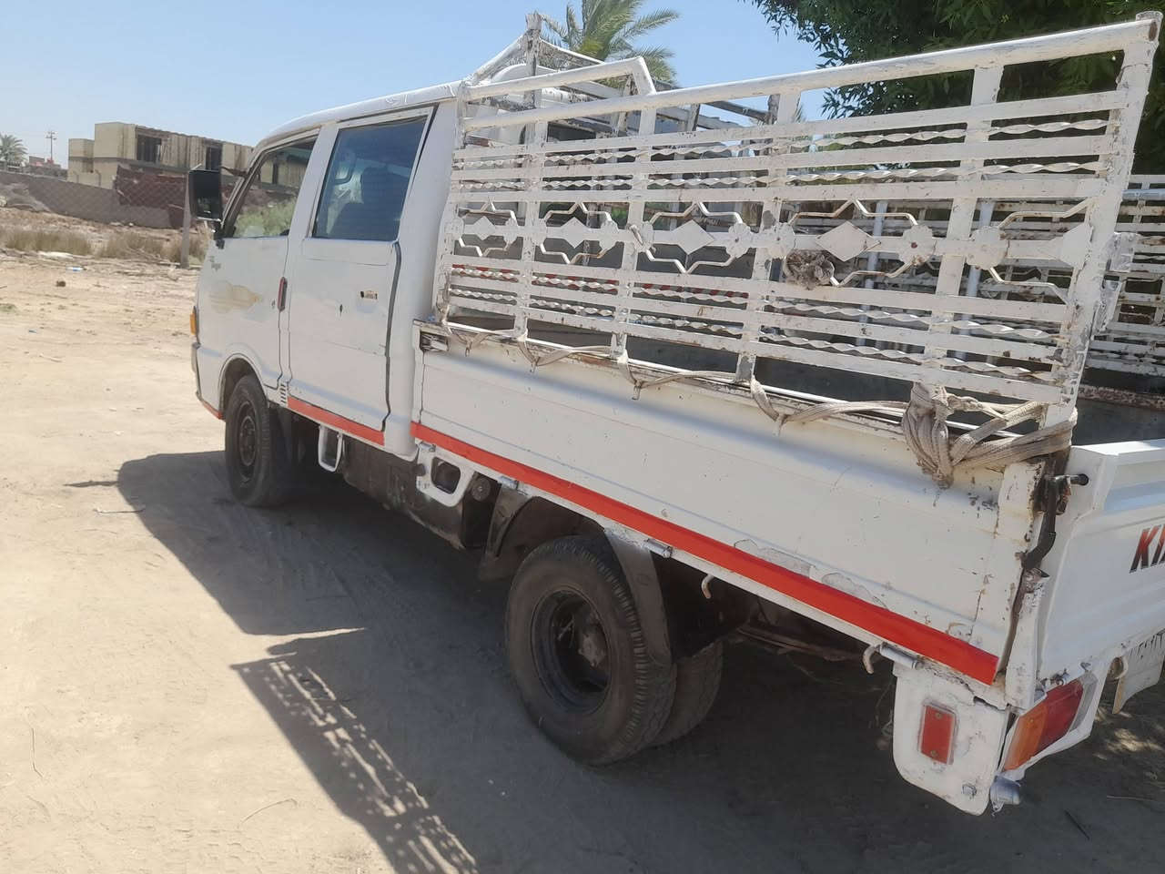 السلام عليكم بنكو للبيع موديل 94رقم بابل مكينه كير واكسن مكفولات كشر بلادي شاصي رقم شاصي بليته مكفول دوشمه جديده تخم تايرات جدد. السعر 43وبيه مجال. مكان بابل رقم الهاتف ***********.
