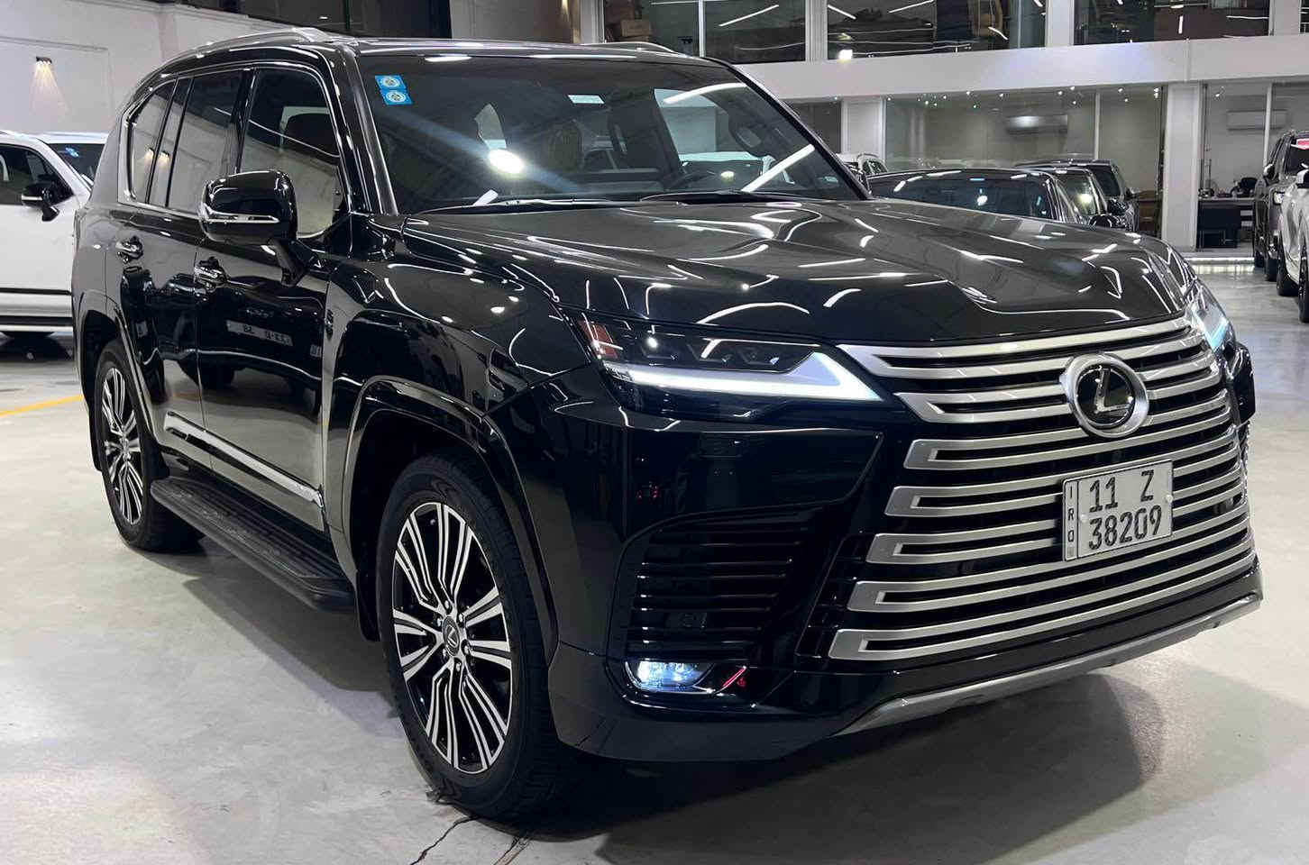 Lexus LX600 platinum sas

Model 2023

5,000 km 

العنوان - بغداد - نفق الشرطة 
للاستفسار *********** بغداد, العراق
