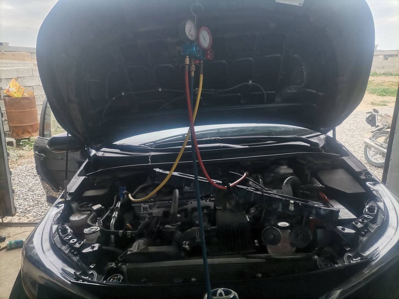 ❄️🚗 تبريد سياراة 🚗❄️
🔥 نخلي سيارتك ثلج بالصيف 🔥
إذا مكيف سيارتك ضعيف أو حار… الحل عدنا 👇
✔ تصليح مكيفات جميع السيارات
✔ تعبئة غاز باحتراف
✔ كشف تهريب وفحص كامل
✔ تصليح كمبروسر
✔ صيانة رديترات وتنظيف منظومة التبريد
⚡ شغل نظيف وسريع
⚡ خبرة وثقة
⚡ أسعار مناسبة
فتح دشبول
غاز فرنسي 134 R
غاز امريكي R1234
لحيم كبس صوندات
العنوان زراريه
با أدارت اصطا علي ومحمد
***********
