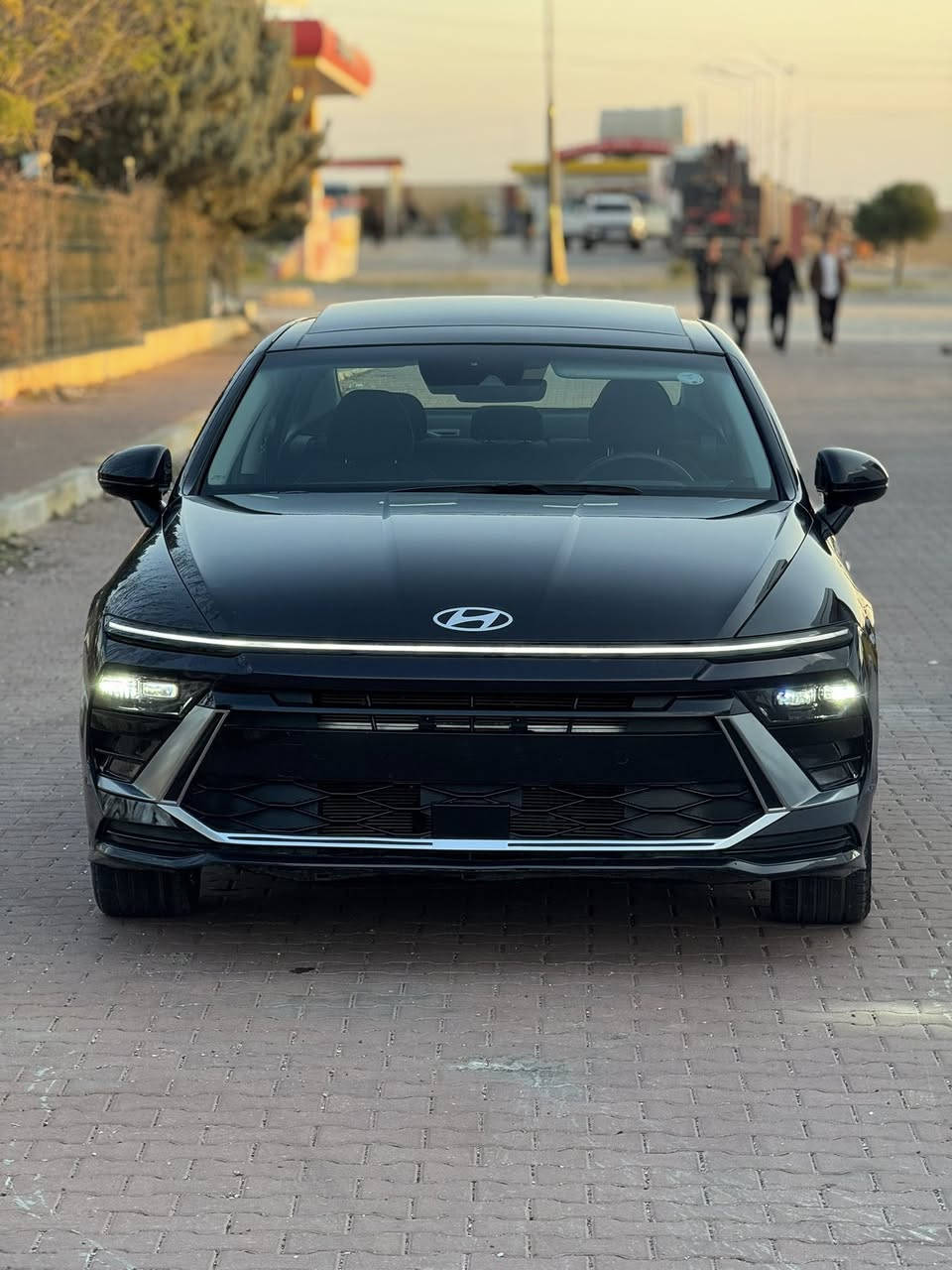 سوناتا موديل 2024
السعر  :- 182 $ ورقه بدون رقم

مكينة  2.500 

‏HYUNDAI SONATA  SEL 2024
مكينة 2.500 
بانوراما ع طول السقف 
بصمة دخول ذكي 
انارة داخليه محيطيه 
شاشة ع طول الدشبول 
تحكم ستيرن 
رادار امامي معا تحديد مسافة سيارة كدامك 
رادار خلفي 
رادار جانبي 
اوتو ستوب خلفي 
اوتو ستوب امامي 
شفتات ستيرن 
كشنات كهرباء وفول ايرباك 
كشنات تدفئه 
كير تعليك 
شحن لاسلكي 
حساس فتح جنطة الخلفية 
سماعات 🔊 
تشغيل عن بعد 
نظام خروج عن المسار 
نظام قيادة ذاتيه 
تبريد منفصل قطعتين امامي 
جامات اوتو 
نظام اوتو هولد مال ازدحامات 
هندبريك بصمة 
انظمة قياده سبورت ونورمات وكمفورت  وايكو 
كاربلي يدعم كافة الانظمة الهاتف 
كامرة خلفية دوارة
دشبول كاربون فايبر 
تايرات بلادية عليها 
بجم زنون 
لد ع طول البجم 
لايتات اوتو 
مري قلاب معا البك 
نقط عمياء 
مراية داخليه تعتيم تلقائي 
شاشة تبريد تحكم كله لمس 
🔴السعر  182 $ ورقة و مجال بسيط
ماشي :- 22 الف ميل
بدون صبغ بي بي تعديل باردت
ارباك ستيرن  و تكمة مرجع بلادي 
سياره بدون رقم تترقم شمالي فقد
رقم تلفون و واتساب☎️
***********
