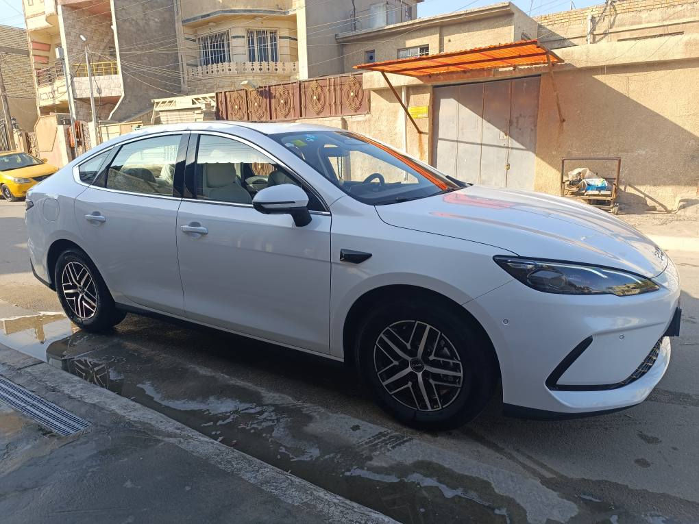 للبيع بي واي دي سيل 05 موديل 2025 
فول مواصفات رقم بغداد باسمي 
13 كاميرا محيطية 360 درجة
قيادة ذاتية تحديد مسار اوتو هولد توقف ذاتي 
كاميرا داشكام بلادية 
لايت ليد بك لايت لد 
مدوشمة ارضية جلد 
مري شفط اشارة بالمري 
نقطة عملياء بالمري الجانبية 
انارة ترحيبية عند الاقتراب 
التفويلة 65 لتر 
والشحن تمشي 55 كيلو 
غراضها كاملة كاعيات مع الشاحنة والكتلوكات 
فتحة سقف سلايد روف 
انارة داخلية ليد 
السعر 22 مليون 
مكاني بغداد حي العامل 
هاتف ***********
السيارة ماشية 5000 كم قابل للزيادة ومكفولة بحالة الوكالة بغداد, العراق
