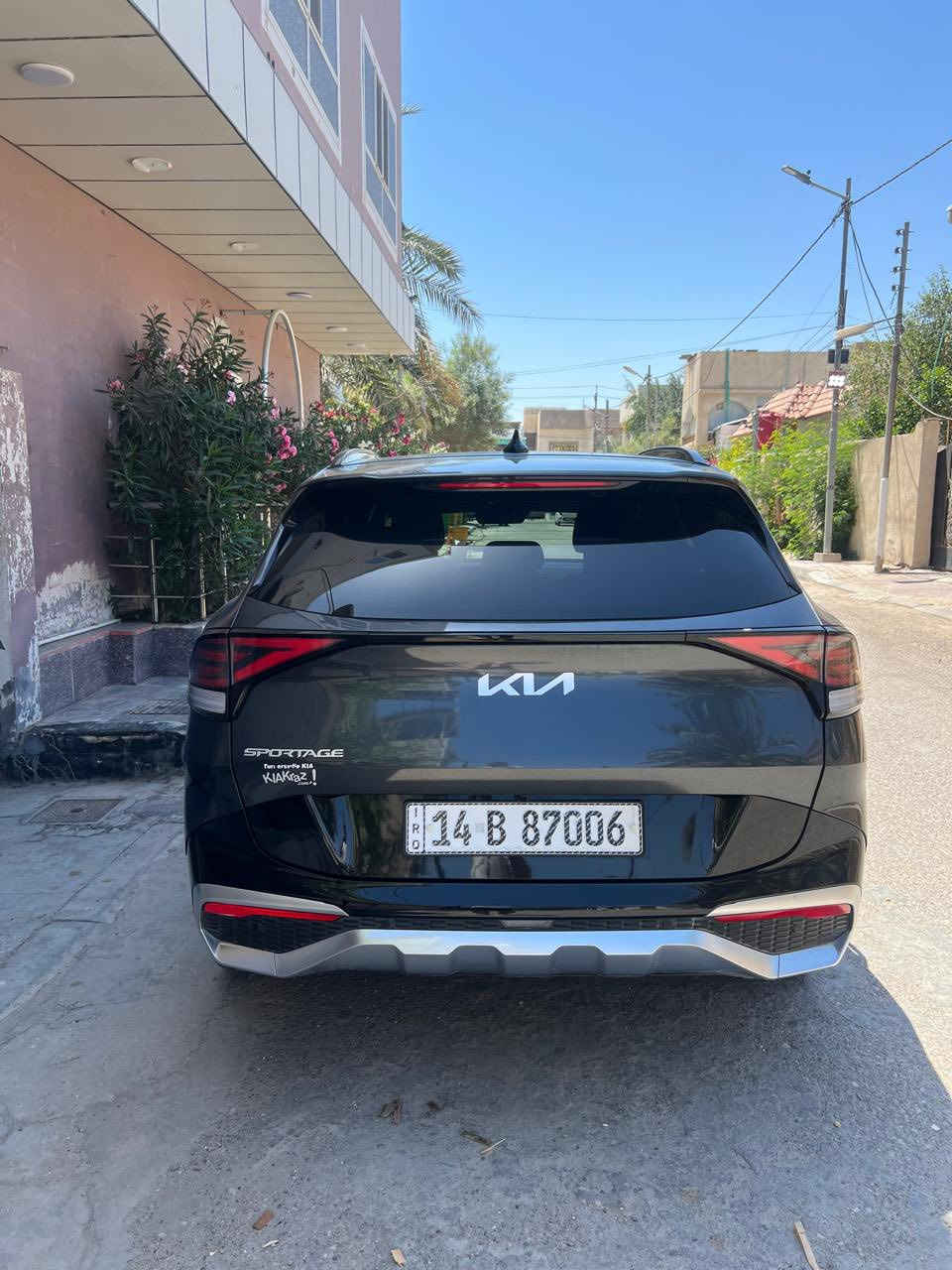 السلام عليكم
Kia Sportage Sx-Prestige 2023 2.5L
حجم المكينه : 2500
رقم بصرة حرة تحويل مباشر      
 ماشيه : 20 الف ميل       
الايرباك : دركه فقط
الضرر : تبديل جاملق ودعامية نفس اللون بدون صبغ
 المواصفات.                        شاشه كبيره
 بصمة                                        بنوراما 
 تشغيل عن بعد                   كامرات 360
رادارات جانبي                           رادار امامي
كشنات جلد لون احمر 
تبريد وتدفئة بالكشنات 
اشاير بالمري
كيجات دجيتل
قطعتين تبريد 
نظام سبورت ايكو عادي
ايقاف ذاتي اوتو ستوب
حساسات خلفي امامي
اوتو هولد 
نظام منحدرات 
كشنات كهرباء
شحن وايرليس 
كشن السايق ميمري 
🟩 السعر /225 وبيها مجال بسيط
***********
