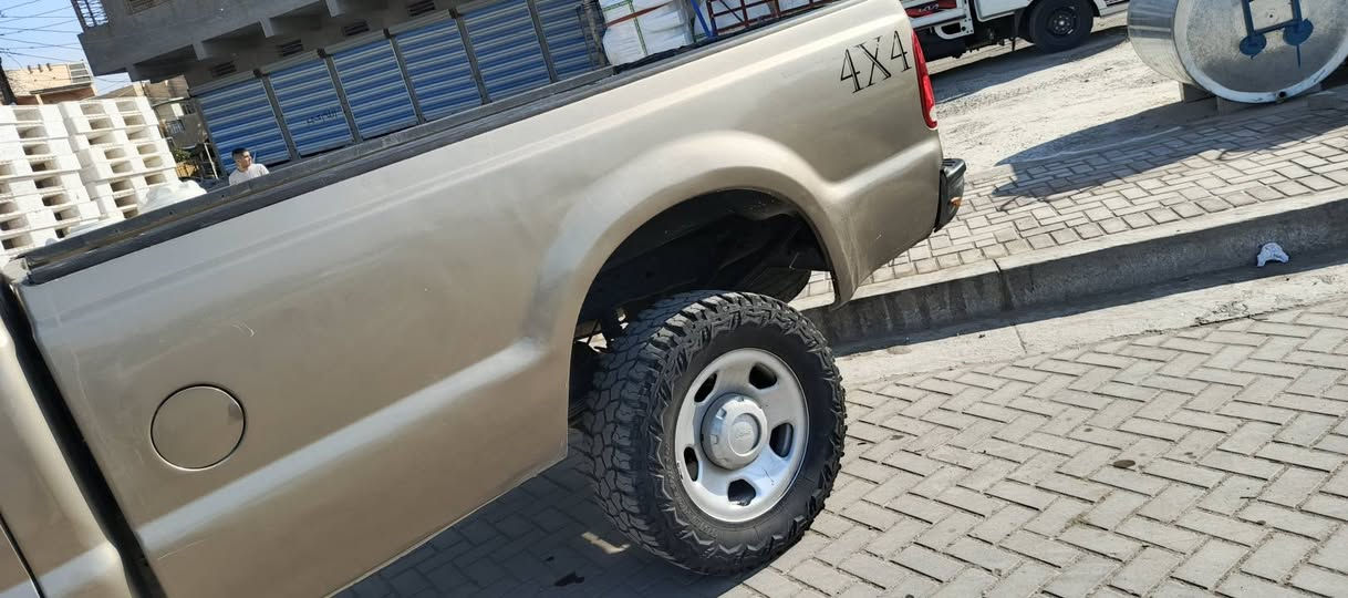 فورد سوبر ديوتي F350
مكينه كاز سوبر  الكهربائيات كلها شغاله 

الـ 4×4 شغال دبل خفيف و الثكيل  شغالات 

كلشي بيها كامل 

بس تنته تحتاج تبديل 

السعر / 85 ورقه وبيها مجال . 

السنويه بسمي + هزه و براد جديد + تحويل مباشر 

للاستفسار واتساب / ‏‪***********‬‏
