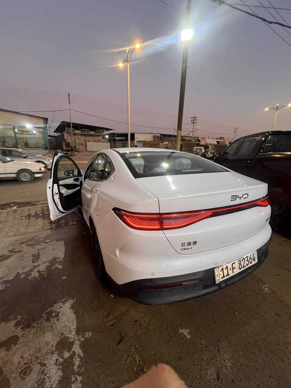 عندي بي واي دي سيل 5 ماشيه 5 الف رقم بغداد باسمي التفويلة تمشيك 2100 كيلوا
اريدها مراوس فقط BMW واني انطي الفرق شنو عندك نزل بالتعليقات خلي نشوف 👍


**إذا كنت صاحب هذا الإعلان وتريد حذفه لأي سبب، رجاءا أرسل رسالة إلى الدعم الفني**