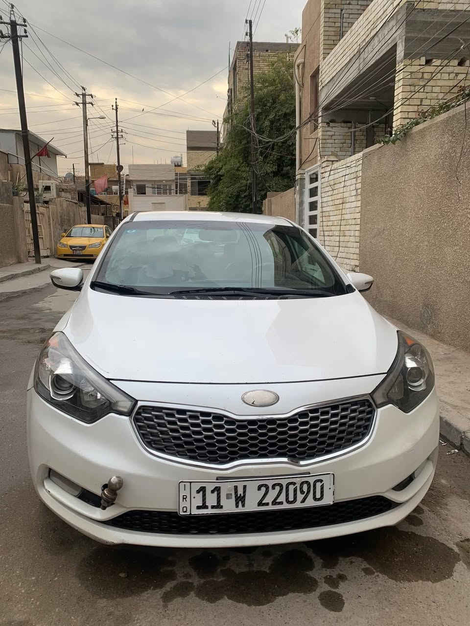 للبيع كيا فورتي ٢٠١٤ السعر ١٠٠$ وبيهه مجال ***********
