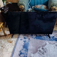 شاشة ٦٤ بوصة • ٤K سمارت • مش تشتغل