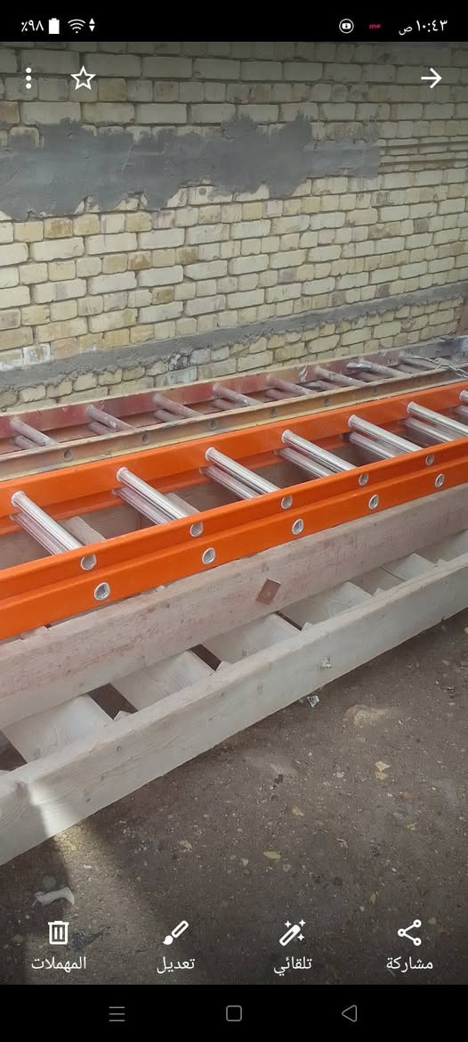 السلام عليكم درج سلايت كهربائي عدد 2

واحد جديد ارتفاع 5 متر سلايت
الثاني مستخدم ارتفاع 5 متر سلايت 

***********
