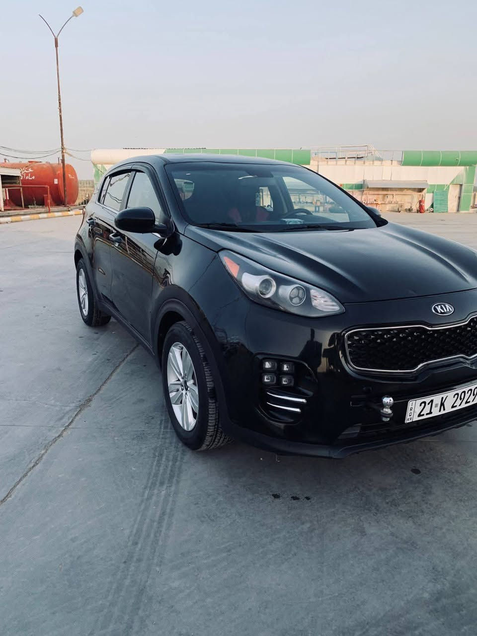 للبيع سبورتج موديل 2017  وارد أمريكي محرك 2400/ GDI الضرر فقط جاملغ أمامي صور سونار  مرفق بالمنشور شوفهن وتصل/ هزة ورقام جدد بسمي سنويه / سيارة جديدة مال بيت سيارة / السعر 132 مجال قليل مكانه قضاء الصويرة قرب المستشفى اتصال/ ***********/
