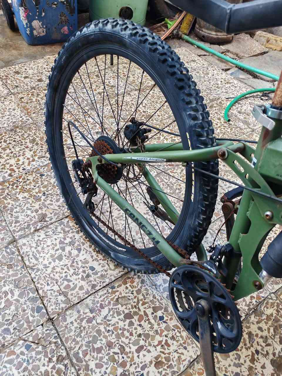 عدي هذا بسيكل البيع مكاني بغداد البياع متروك نقس جوب وتاير امامي
قيم واخد بل يرضه الله وبل عافيه


**إذا كنت صاحب هذا الإعلان وتريد حذفه لأي سبب، رجاءا أرسل رسالة إلى الدعم الفني**