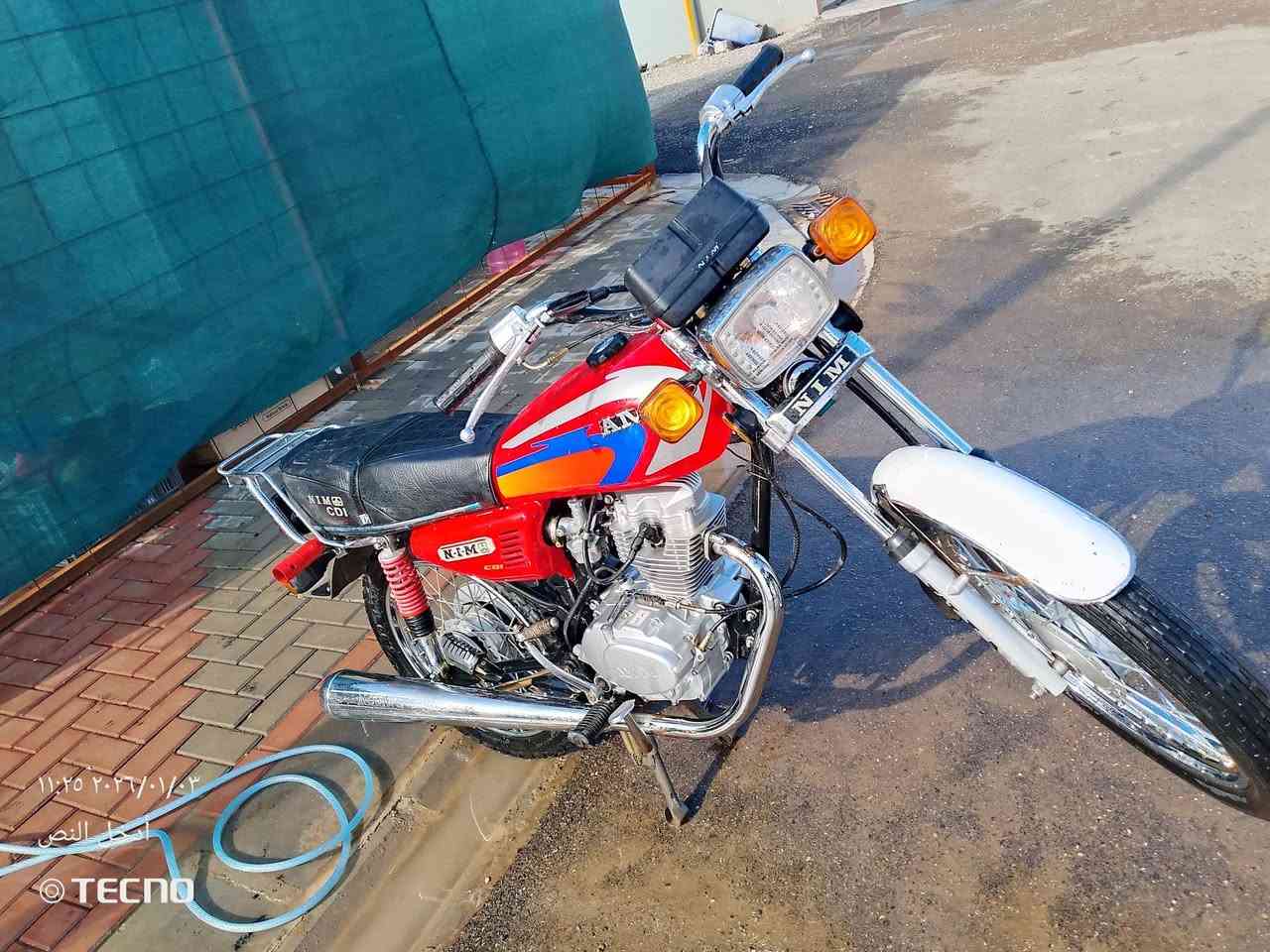 السلام عليكم ماطور للبيع موديل 24 محرك ما مفتوح اي نقص ما بي ماطور نظيف كهربائيات  اوراق بيه اللي يريد يخابر على الرقم ***********
