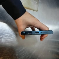 سامسونك 22 الترا كلش نضيف للبيع ذاكرته 512 ياخذ شريحتين سيمكرت جهاز ما...