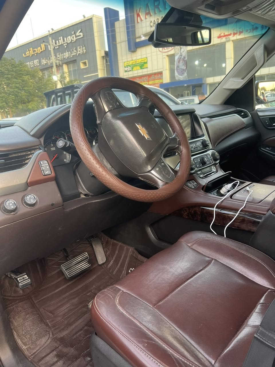 سيارة تاهو LTZ موديل 2015 للبيع، السيارة مستعملة وعدد الكيلومترات المقطوعة بالكيلومترات. للتواصل مع البائع، يرجى الاتصال على الرقم التالي: ژ.م***********
