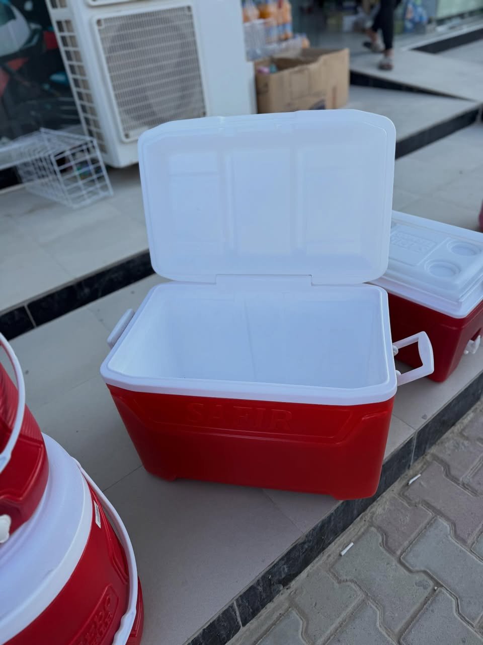 #قسم_المنزلية 

ترمز ماء بأحجام مختلفة 

العنوان 

محافظة الانبار- قضاء حديثة 
قرب قسم تربية حديثة 
متوفر خدمة توصيل داخل قضاء حديثة 🚚
وايضاً توصيل 🚚 لكافة محافظات العراق 🇮🇶 
للتواصل على الرقم التالي 
واتس ( *********** ). 

#ماركت_القاسم
