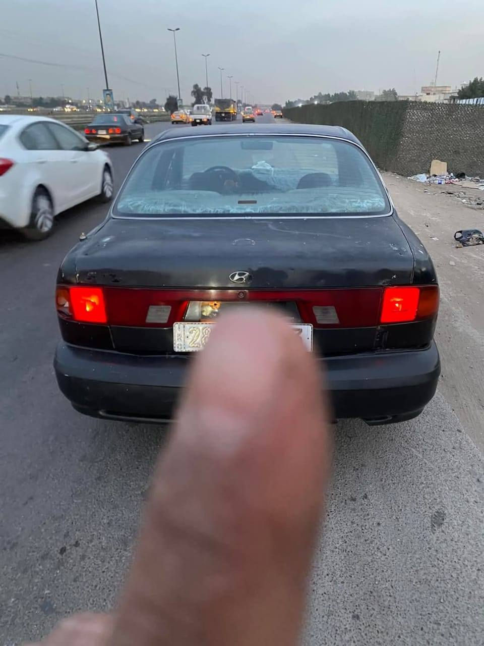 سلام عليكم
سوناتا2 موديل1995
محرك مفتوح 2000
رقم نجف دولي جديد 
سنويه بأسمي 
كير عادي  
لون زيتوني 
سياره بيه تبخير 
كهربائياته شغاله 
صدر امامي خلفي تعبان
سعر ٢٨ $
***********
