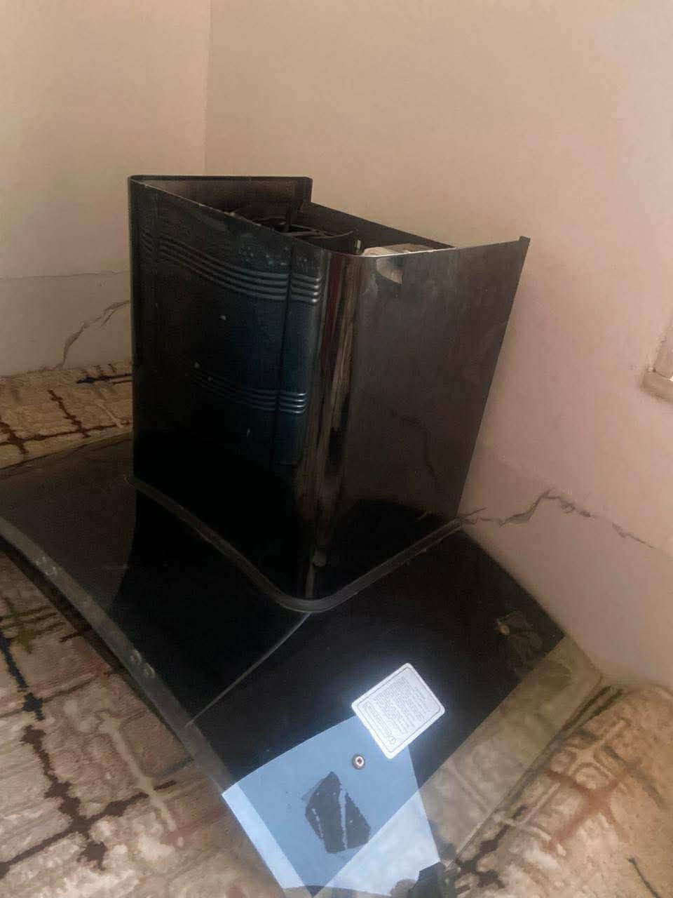 ئەم کەلوپەلانە هەموی بۆ فرۆشتن هەمویان هی یەک ماڵن 
هەمویان تازەو لۆکن هەندیکیان زۆرکەم بەکارهاتو ن  مرەشەح تەباخەکە هەر تازەو لۆکن هیچ ئیشی نەکردوە تەنها وەکو دیکۆر بەکارهاتوە نرخی  هەردوکیان ١٩٠ هەزارو معامەلە 
موبەریدە زۆر کەم بوکارهاتوە ١٢٠هەزارو معامەلە 
مەخسەلی قاپ شۆردن   دەستکردە زۆر تازەیە ٨٠ هەزارو معامەلە 
لەهەولیر ٨ حەسارۆکان 
تکایە گەیاندن نیە بۆ هیج شوێنێک


**إذا كنت صاحب هذا الإعلان وتريد حذفه لأي سبب، رجاءا أرسل رسالة إلى الدعم الفني**