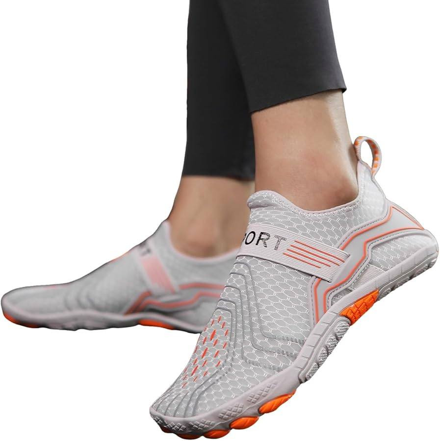 حذاء مائي رياضي خفيف الوزن (Aqua Water Shoes) مصمم للأنشطة الشاطئية والسباحة، ويتميز بنعل مضاد للانزلاق لتوفير الثبات على الأسطح الرطبة. قياس ٤٦


**إذا كنت صاحب هذا الإعلان وتريد حذفه لأي سبب، رجاءا أرسل رسالة إلى الدعم الفني**