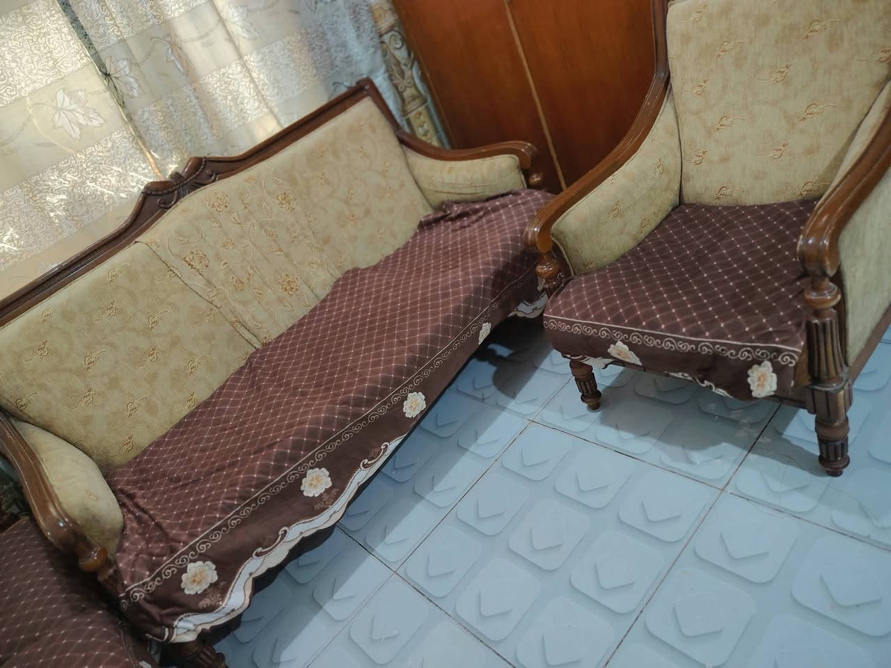 السلام عليكم
السعر عليكم بما يرضي الله
تخم نضيف  للبيع


**إذا كنت صاحب هذا الإعلان وتريد حذفه لأي سبب، رجاءا أرسل رسالة إلى الدعم الفني**