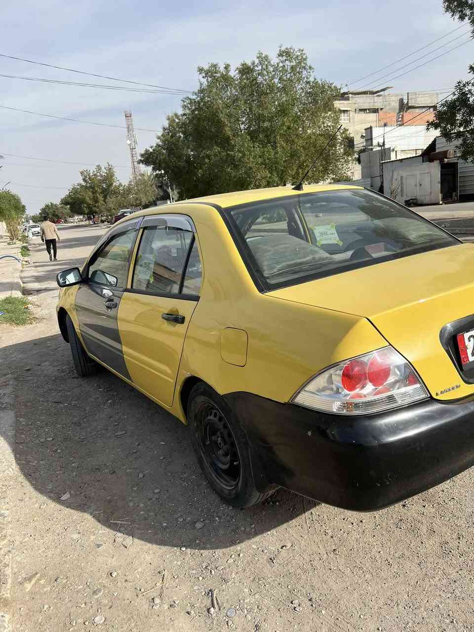 سلام عليكم لنسر مديل ١٠ للبيع سيارة جاهزه من كلشي بيهه باب مبدل وبنيد بدون داخل رقم ديالى السعر ٦٧ بيهه مجال بصيط غير متواجد عل فيس  مكان سياره بعقوبه.   ***********
