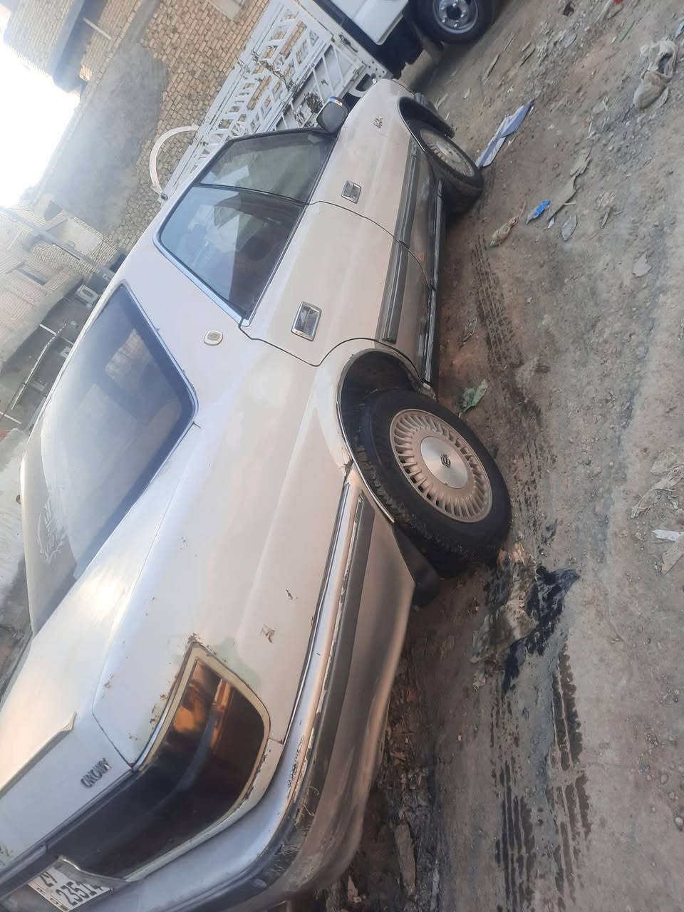 السلام عليكم بيع مستعجل 
هارتوب للبيع رقم واسط نكليزي 
موديل 91 العنوان بابل قضاء القاسم 
السعر 30 وبيها مجال قليل 
الاتصال ع رقم ***********
