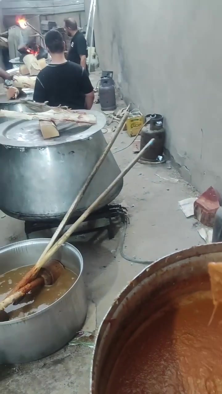 يدلل اهلنه اهل السيديه قيمه واحد نجف 
اي واحد عنده طبخ اني خادم الحسين والكم


**إذا كنت صاحب هذا الإعلان وتريد حذفه لأي سبب، رجاءا أرسل رسالة إلى الدعم الفني**