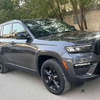 للبيع او مراوس جيب ٢٠٢٤ رقم بغداد بسمي ٥ راكب محرك ٦ سلندر  وارد امريك...