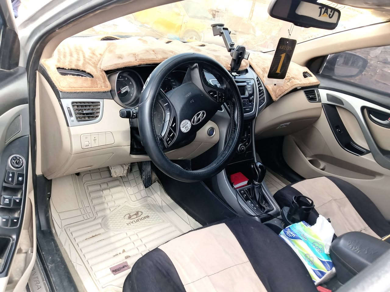 السلام عليكم 
للبيع النترا موديل 2014 خليجي فول بصمة تشغيل فتحه تبريد شغال
السيارة بيها قطع صبغ وبيع مصبوغه عام
دواخل حلوه
السيارة خير من الله
كهربائيات على وضع الشركه
مكينه بيها تبخير السعر ه٧ الاستفسار ***********
