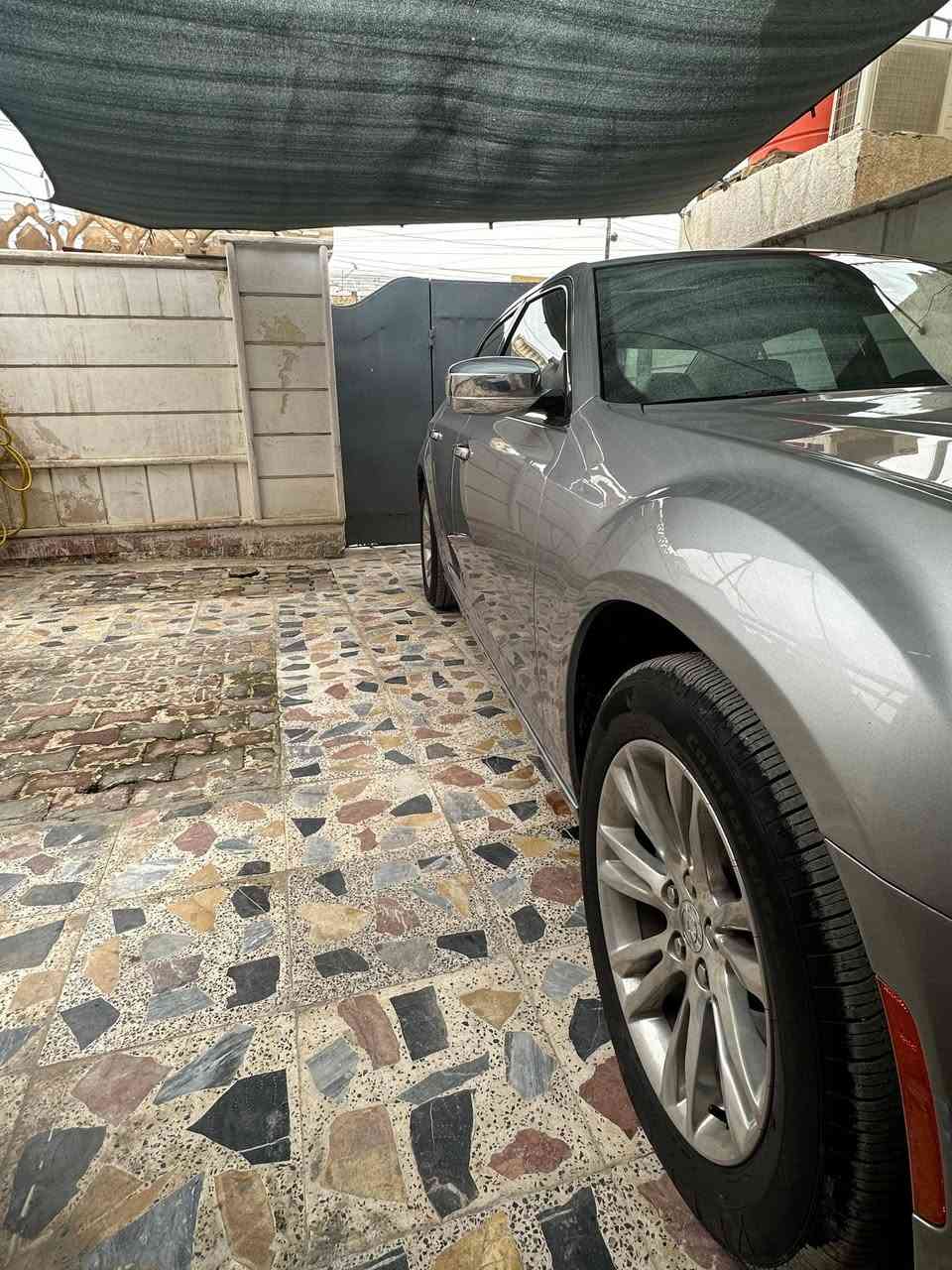 مكلف بنشر
chrysler 300c 2015
موديل :2015 خليجي
اللون: سلفر
رقم : اربيل
سنوية : 2027
المواصفات
حساس امامي + خلفي
بانوراما
بردة خلفية
كشنات الامامية تحكم كهرباء
الكشنات الامامية تدفئة + تبريد
الكشنات الخلفيه تدفئة
ستيرن كهرباء + تدفئة
دواسة بانزين وبريك كهرباء
بصمات عدد 2 مع السيارة
الابواب الامامية بصمه

حادث السيارة سطحي بدون دواخل وبدون ايرباك فقط تعديل بخشم الفخذة الي تلزم البدنه البلاستك
مبدل
جاملغات اماميه وبنيد
الجاملغ الخلفي صفحة قبق البانزين بي ضربه سطحية بيها معجون وصبغ
ملاحضة كل القطع المشدوده اصليه مال كصه وحده حته الدعامية ونفس اللون
سعر 200وبيه مجال 
مكان سياره ميسان
***********
