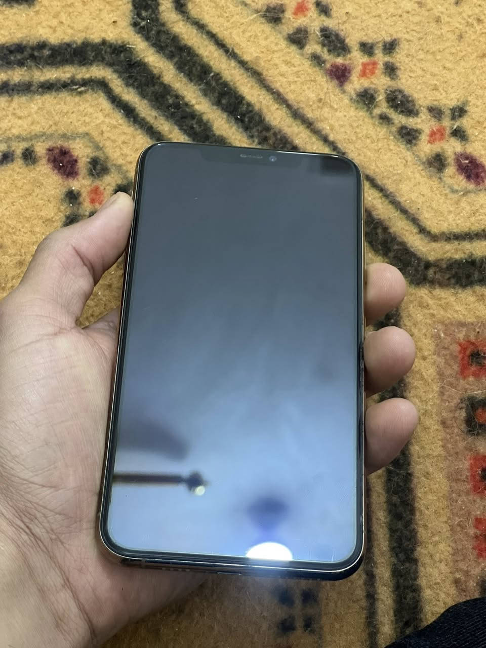 ‏سلام عليكم 11ابرو ماكس للبيع جهاز مبدل بس بطارية اصلية جهاز كلش نظيف تجي تفحص وشوف سعره 375 في مجال حق الجاية مكاني كربلاء *********** موجود واتساب.
