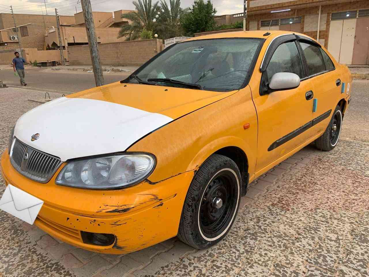 نيسان سني 2002 صفره رقم بغداد 
مشروع وطني ضررها الجاملغات الاماميه فقد بدون دواخل كير عادي محرك 1600اسود تبريد شغال صدر نضيف تخم تاير نضيف السياره كلشي ما ناقصها فقط ملاحضات بسيطه مكانها الانبار قضاء حديثه السعر ٥٥ وبي مجال جدا قليل للاستفسار اكثر 
الخاص مفتوح او الاتصال على ***********
