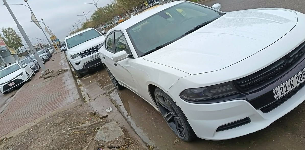 جارجر للبيع 2018 شركه هارلم بيه قطعتين تبديل بدون دوخل كير محرك ابشرط سياره SXT بيه بركود بنزين هم سياره بل حقيقه بعد احلى سعر 210) ***********
