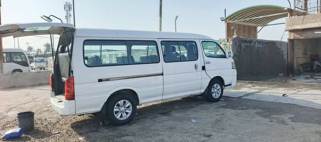 السلام عليكم H1 للبيع موديل14 بيهه صبغ بلبجم شي قليل تخم تاير مكينه وكير واكسل مكفولات كهربائيات كلهه شغاله دوشمه جديده السعر 87 مكان بغداد المعامل ‏‪***********‬‏
