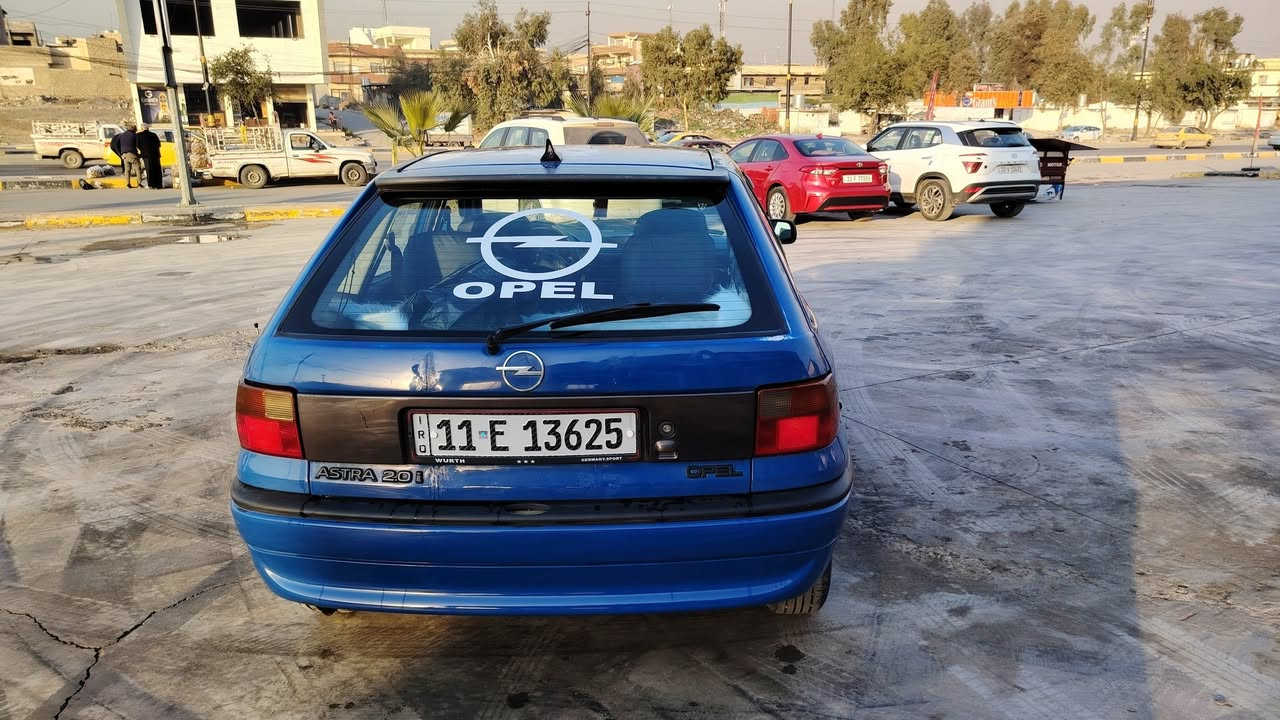 السلام عليكم للبيع استره موديل ٩٣ شرط الوكله والتحويل سنويه عضم رقم دولي السياره فول اتوماتيك كير ومحرك شرط كير توماتيك جامعات كهرب اي بي اس قفل مركزي تبريد شرط الدواير والدوسات مامصلحه سياره جديده السعر 53 للاستفسار الأتصال على الأرقام التاليه
***********
***********
