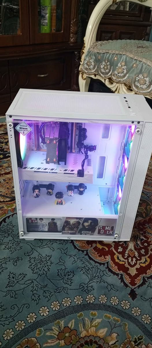 ⚪️ التميز باللون الأبيض.. تجميعة "White Edition" متكاملة! ⚪️
​لكل محبي الأناقة والأداء المتوازن، تجميعة جديدة بمظهر وترتيب جميل، جاهزة لتلبي احتياجاتك في الدراسة والعمل والألعاب.

​⚙️ المواصفات التقنية:
CPU: Intel Xeon E5 2630 v4 (10C/20T)
GPU: RX560 8g
M.B:  X99
RAM:16 GB DDR4
Storage1/256 SSD
PSU:550W MASS
Case: Fan Tuch ابيض

​🔥 مميزات إضافية:
​✅ الحالة: التجميعة جديدة بالكامل وليست مستعملة.
✅ النظام: منصب عليها Windows 11 مع كافة التعريفات والبرامج الأساسية (جاهزة للعمل فوراً).
✅ الشكل: ترتيب كابلات (Cable Management) احترافي ومظهر أبيض ناصع.
​💰 السعر:
​370 ألف دينار فقط! (مع مجال بسيط للشراي ).
​🚚 التوصيل: متوفر لجميع المناطق. بغداد, العراق


**إذا كنت صاحب هذا الإعلان وتريد حذفه لأي سبب، رجاءا أرسل رسالة إلى الدعم الفني**