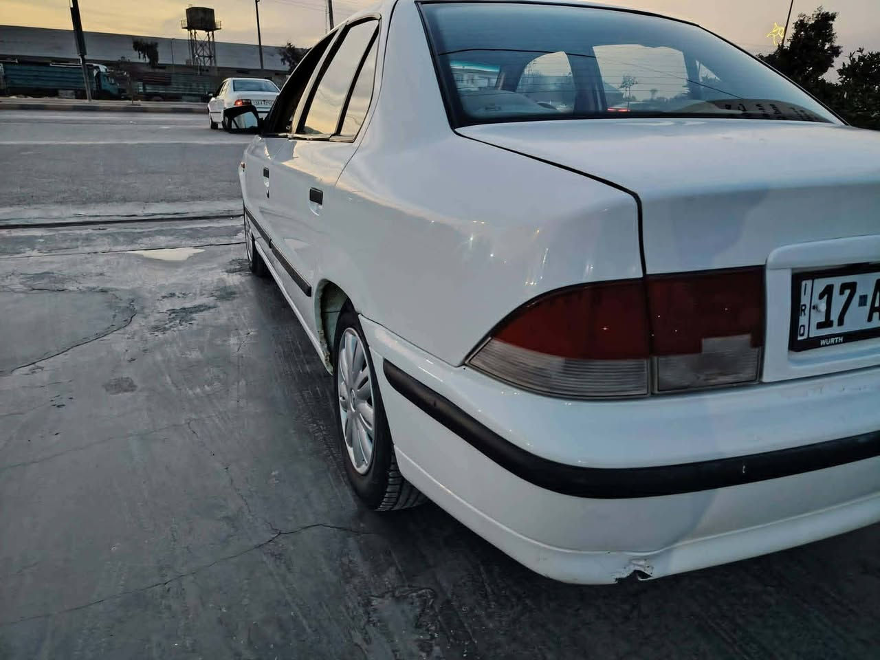 سلام عليكم سمند للبيع كفاله عامه ماعده بنيد مصبوغ وباقي كفاله عامه 2011رقم مثنى هزه قبل 3ايام باقي على البصمه باسمك كبل
مكفوله كفاله عامه فقط صبغ بنيد محرك وكير كفاله تبريد شغال تخم تاير جديد قبل سبوع مشدود
حداديه الاماميه 50 بال 10
ريمونت فتح  وتقفيل
باتري جديد
سياره جاهزه تجي تكلب وتقتنع
مداور كبل باسمك السياره هزيته قبل اسبوع باقي على البصمه

اخويه شرحتلك كلشي
مكانها الديوانية 

مالكه ديوانيه

السعر 42 وبيها مجال
الاتصال ***********
