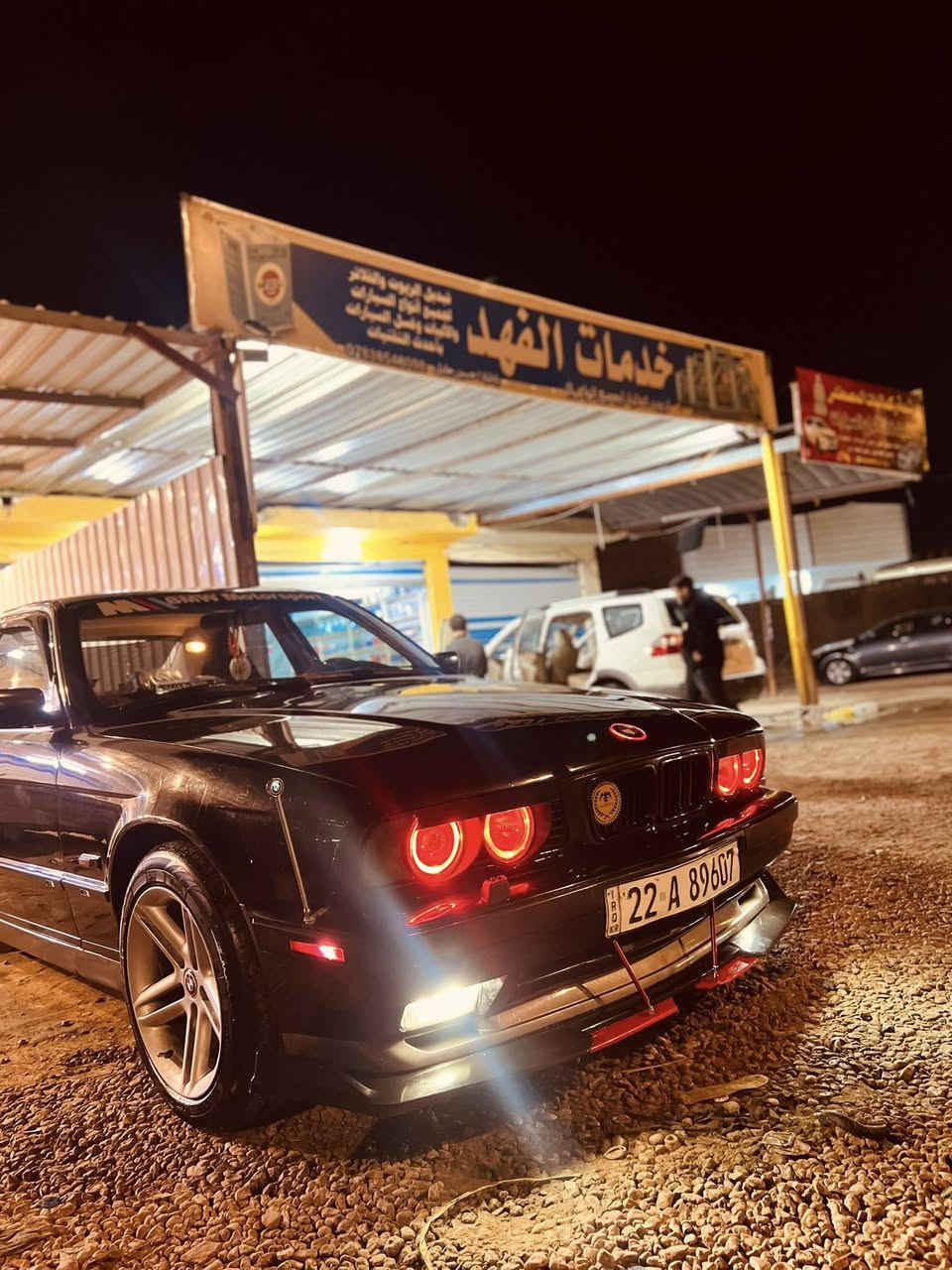 بي ام 525 موديل 1995  مسكر فانوس سياره مكفوله من كلشي  صبغ عام جماليه سياره متعوب عليها مال جناي.   
1-محرك نضيف لا تبخير ولا تنقيص شاد مروحه عملاقه ماكو حماوه تبريد شغال تدفئه تبريد تانته شغاله
2-كير فول بالنمر
3-كهربائيات كله شغال ويل ميمو الايطالي 
4-  غرفتها اجنن مدوشمه للنضافه
5-سياره كامله من كلشش   جمبزيات فول سياره متعوب عليها تاخذها ربع ماتصرف عليهأ 
سعرها 83 وبيها مجال للتواصل على الارقام ***********
واتساب ***********
العنوان بغداد المحمودية
