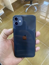 ايفون 11 ذاكرا  128 بطاريه %86 مخليله بورد تخطي مكان الخط ميشتغل السعر...